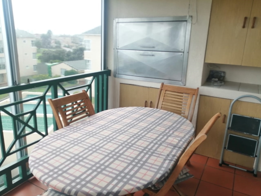 To Let 1 Bedroom Property for Rent in Strand Central Western Cape